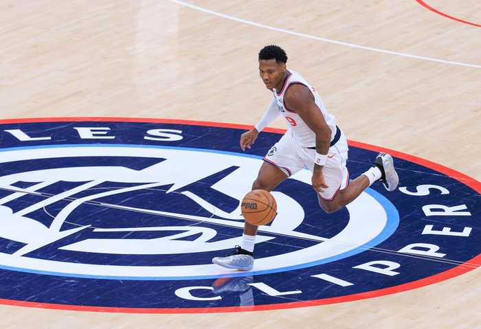 拼下关键篮板&两罚全中！马瑟林15中6拿下21分10篮板