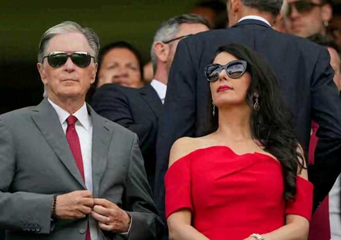 利物浦4亿豪购背后：芬威的“抠门”，其实是顶级商业魔术