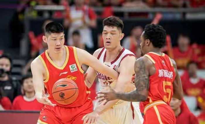全场0分也被表扬！山西队男篮主帅潘江赛后盛赞浙江一人：他击垮我们全队努力！不是布朗，不是胡金秋